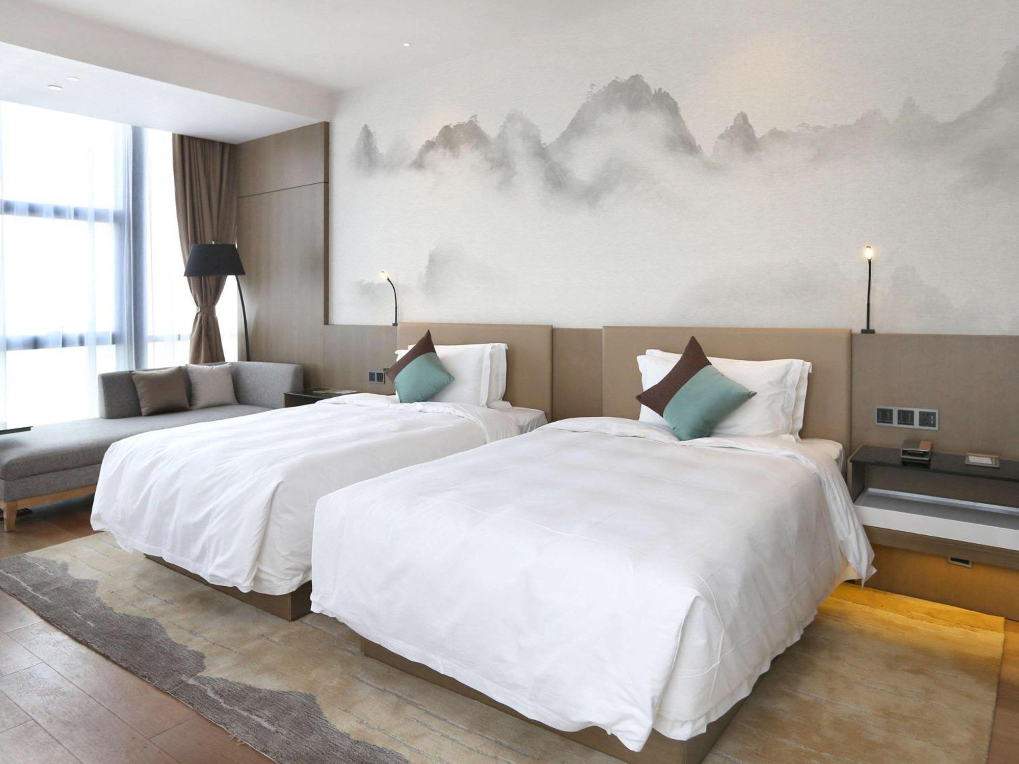 โนโวเทล เต้อฉิง Hotel Deqing ภายนอก รูปภาพ