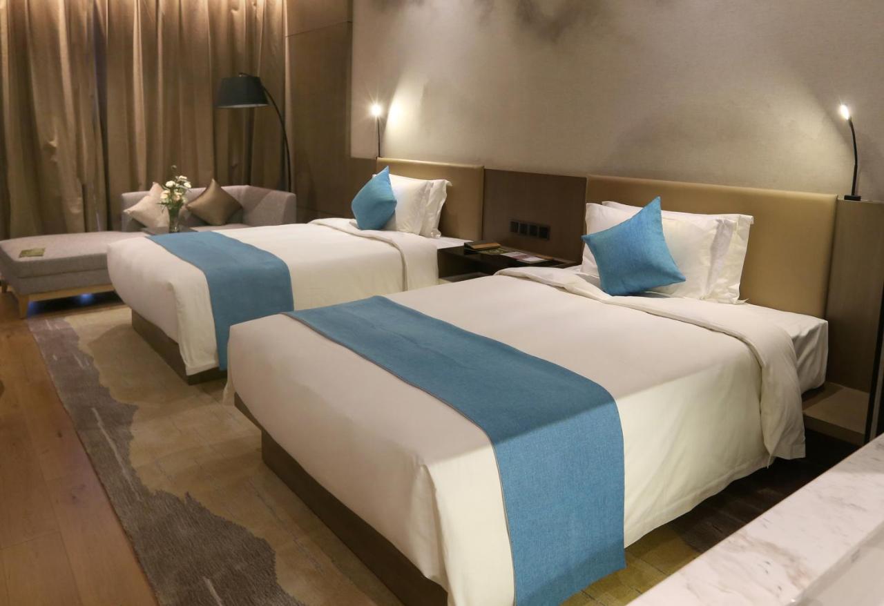 โนโวเทล เต้อฉิง Hotel Deqing ภายนอก รูปภาพ