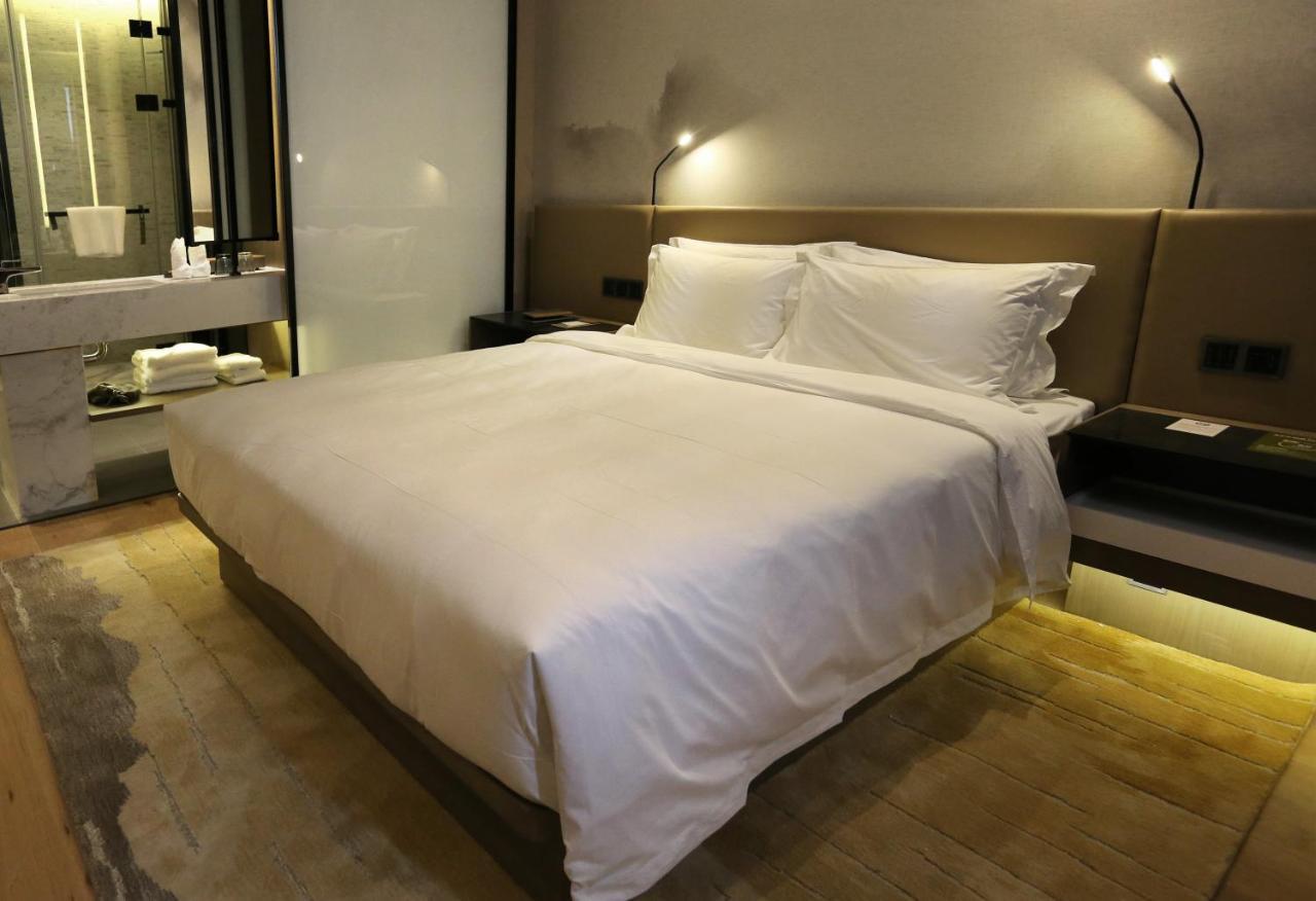 โนโวเทล เต้อฉิง Hotel Deqing ภายนอก รูปภาพ